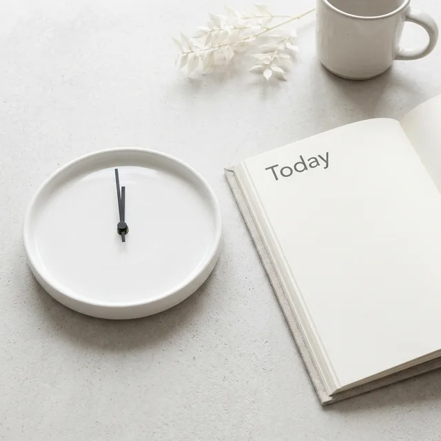 Morning or Evening Journaling: When Should You Write?